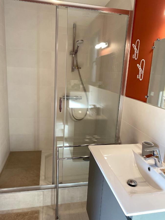 Bed and Breakfast Les Cabanons Dardilly Esterno foto